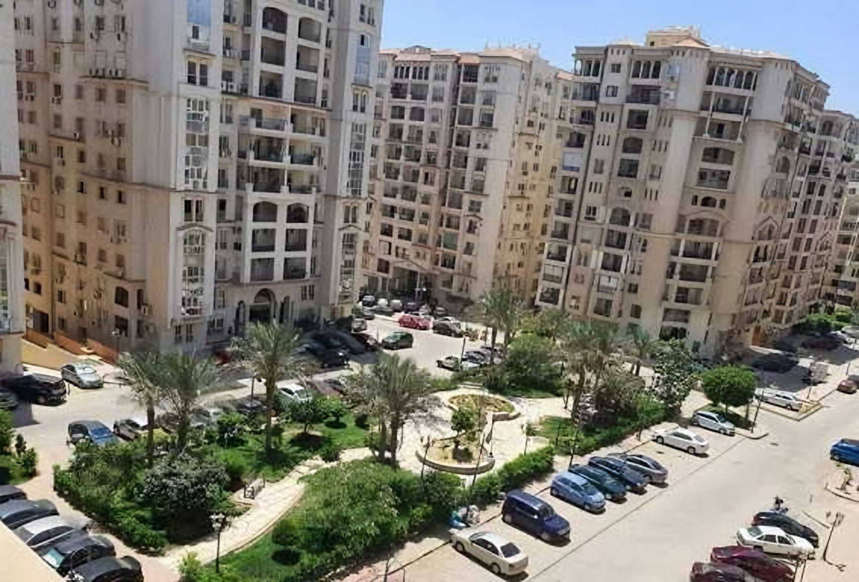 Katameya High-Rise Buildings, Cairo